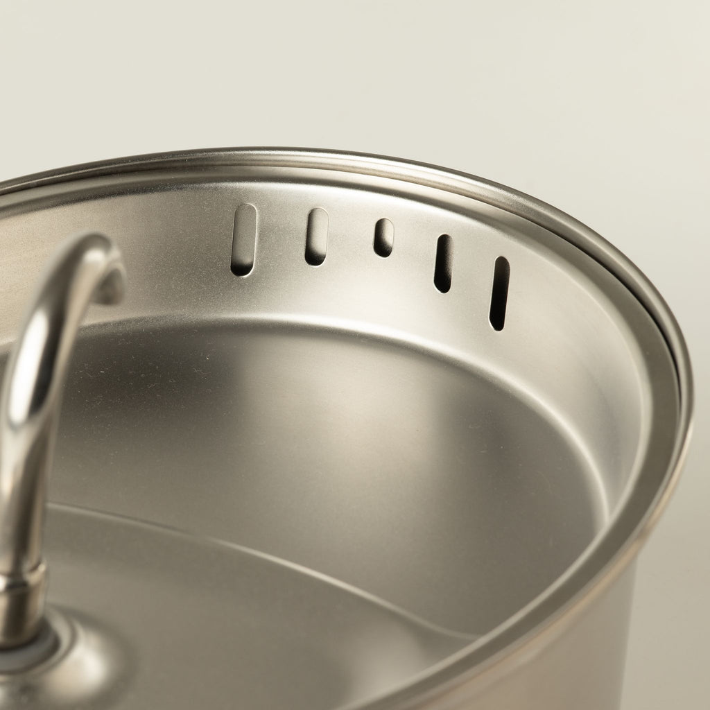 PAW Food Bowls - Electric Water Fountain 2.5 Litre - USB - Stainless Steel (304)