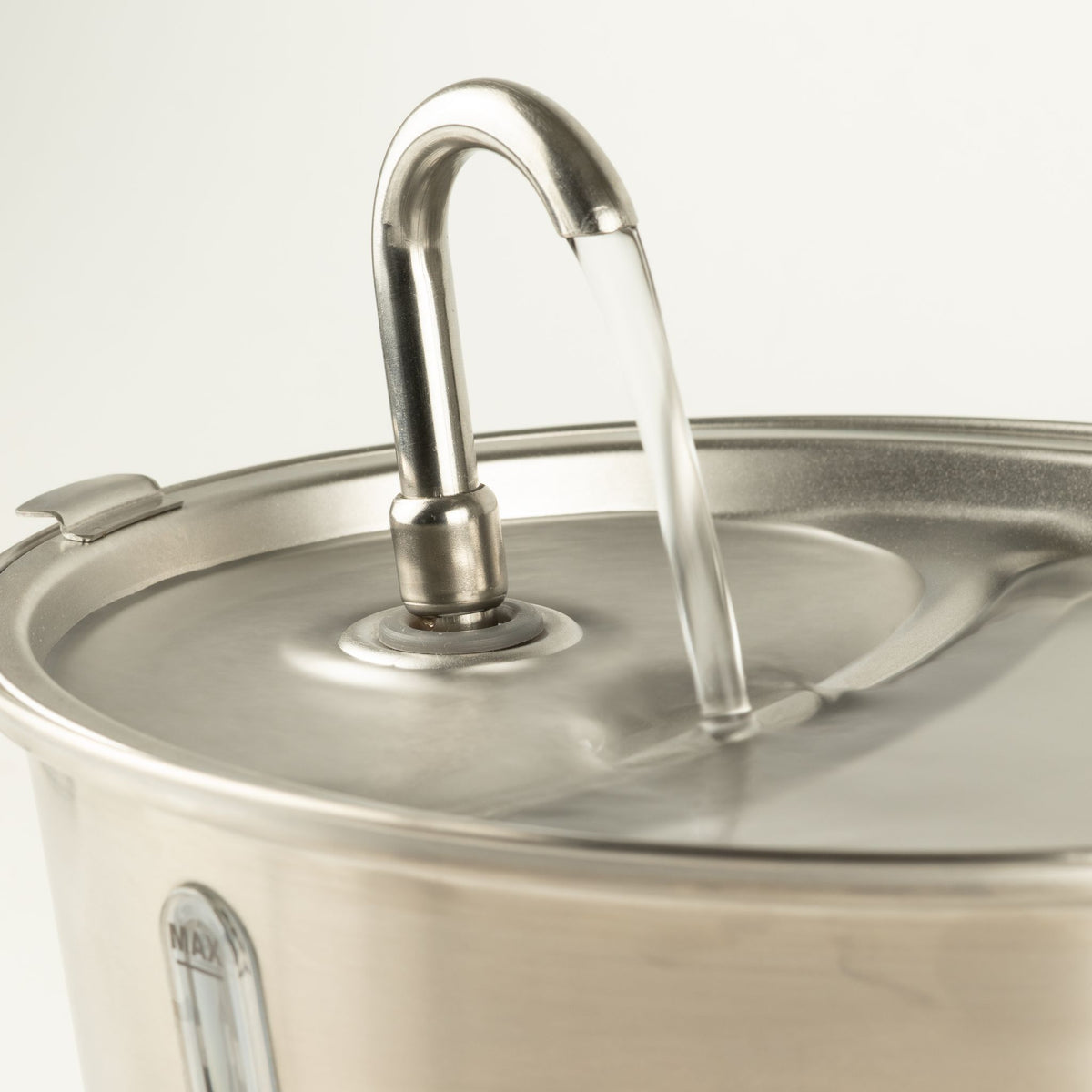PAW Food Bowls - Electric Water Fountain 2.5 Litre - USB - Stainless Steel (304)